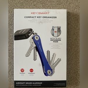 Key Smart compact minima key organizer pocket size